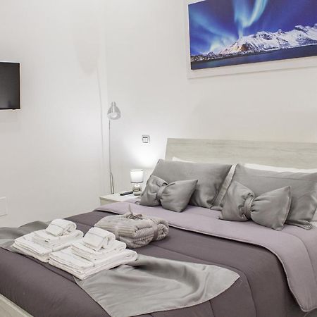 Amare Napoli Bed & Breakfast Exterior photo